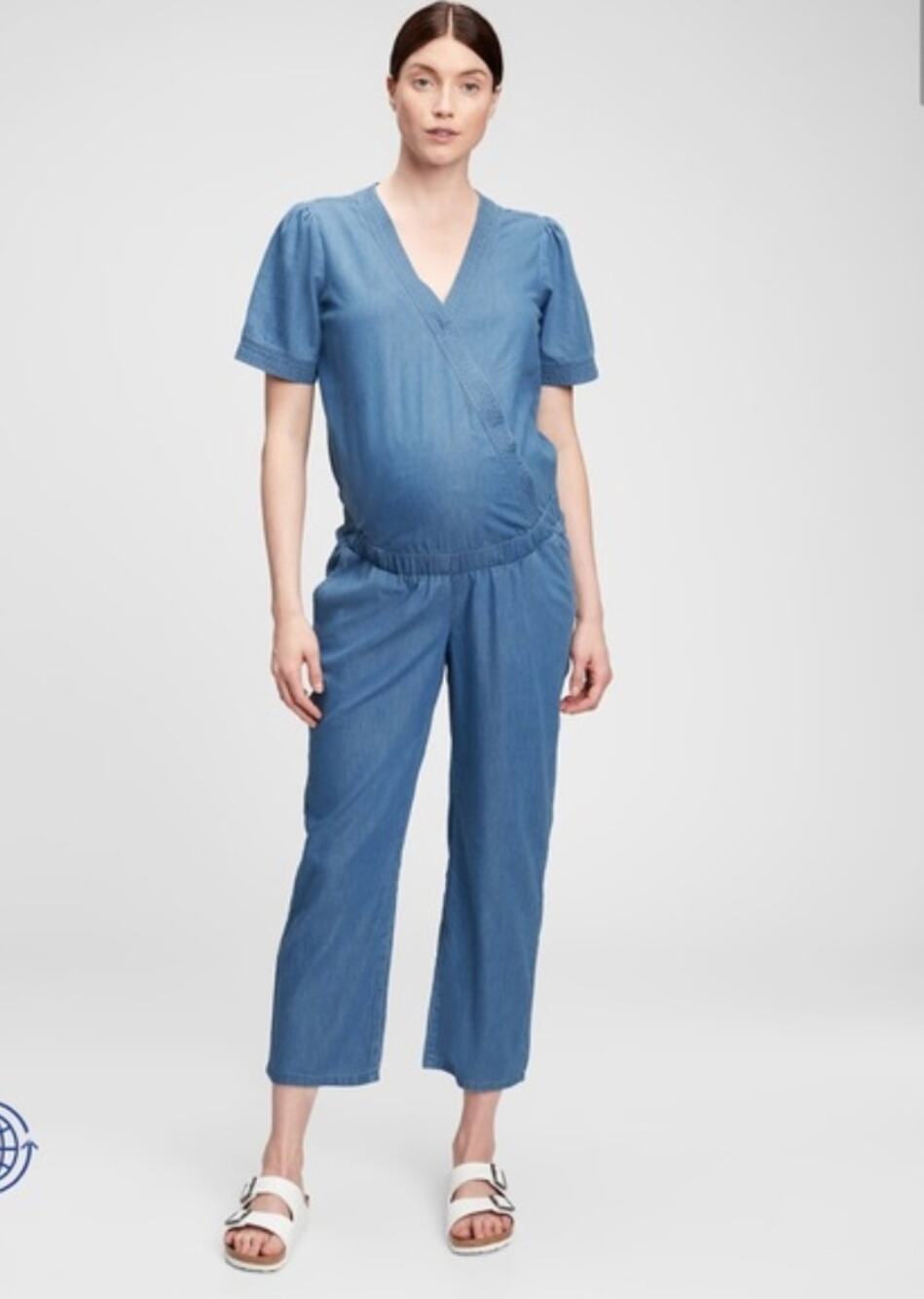 GAP MATERNITY NWT Chambray Denim Short Sleeve Maternity Jumpsuit // S